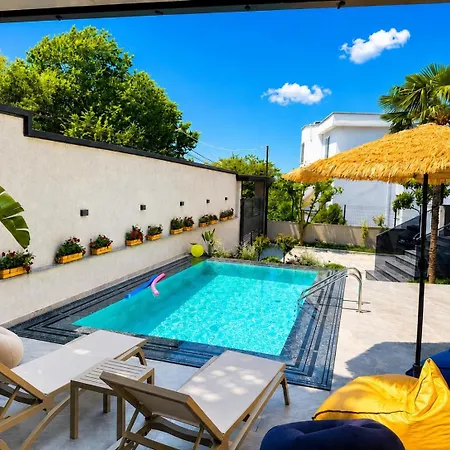 Appartement Joan Luxury With Private Pool & Gym